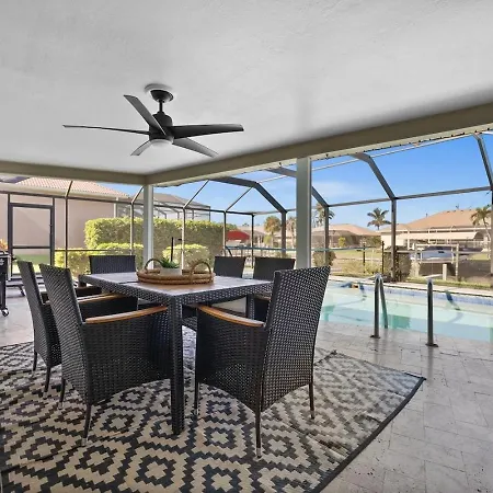 Relax By The Water 3Br Home With Dock And Pool